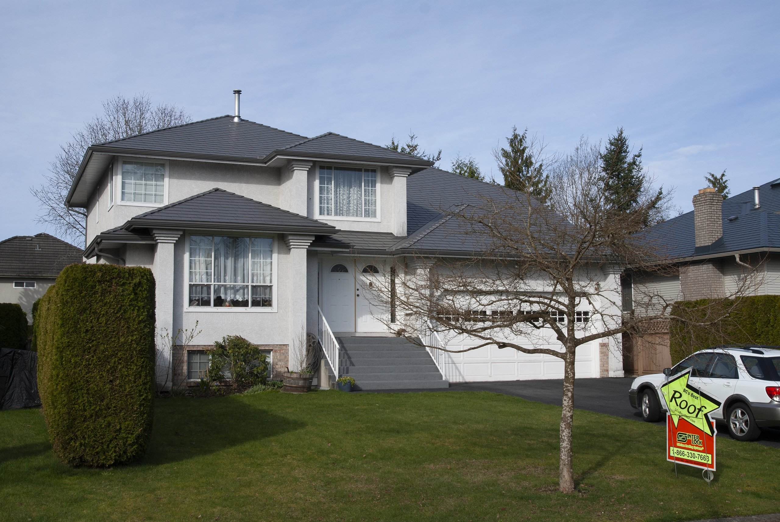 Interlock® Aluminum Slate Metal Roofing in Musket Grey – Surrey, BC