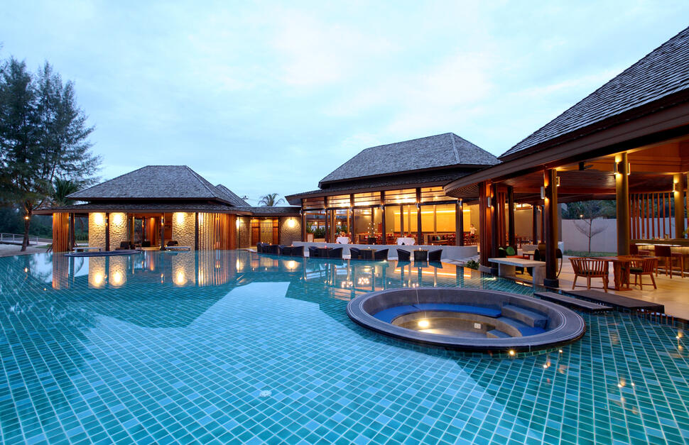 Apsara-Beachfront-Resort-Villa-12.jpg