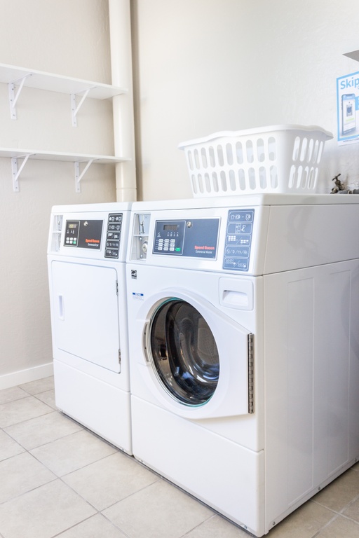 More Images - Image 3