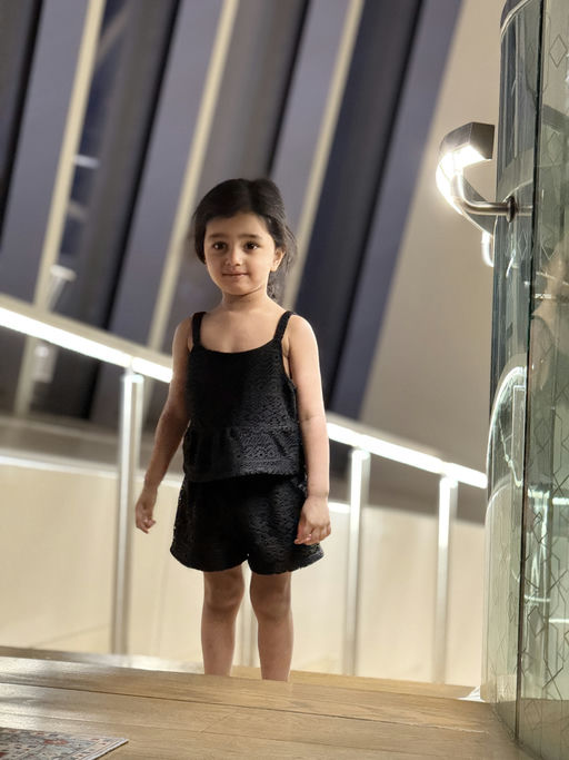 ZOOHI RASHID gallery photo