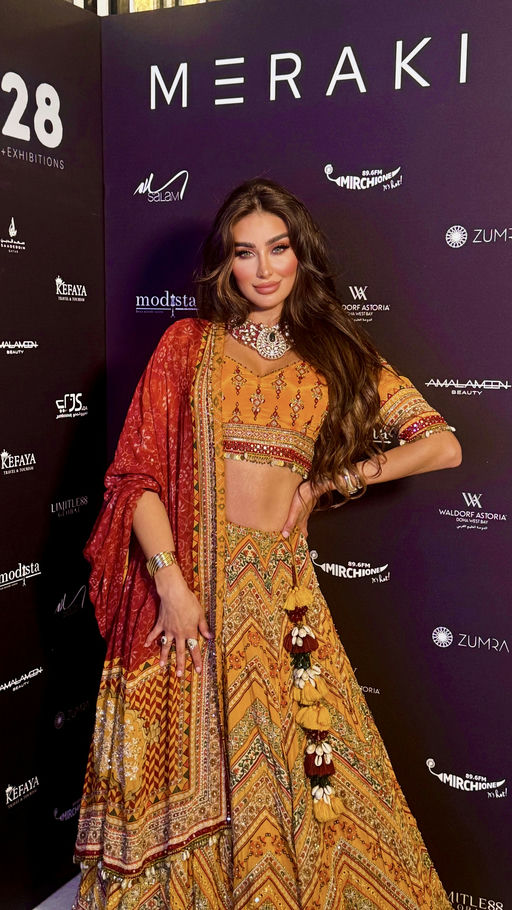 Leen Clive gallery photo