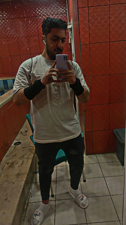 Faisal Alradhi gallery photo