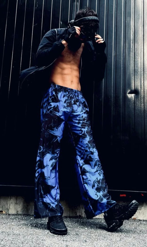 Sultan Shaheen gallery photo