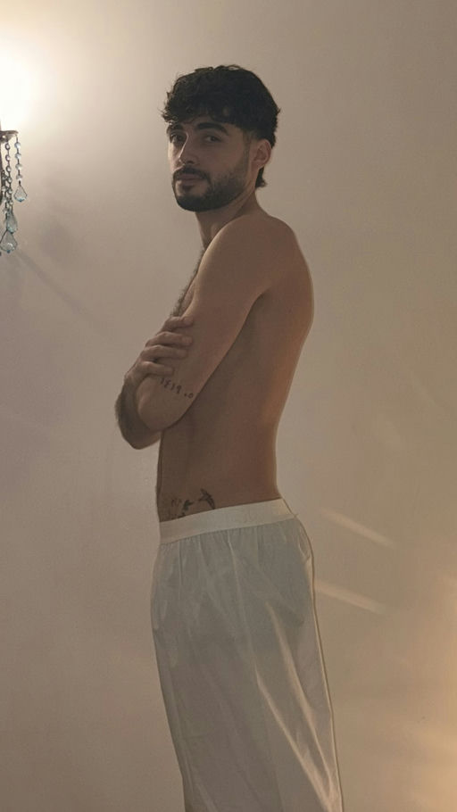 Sultan Shaheen gallery photo