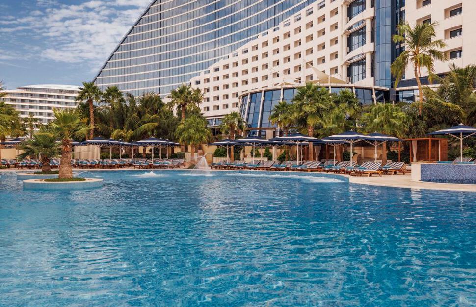 The-Jumeirah-Beach-Hotel-19.jpg