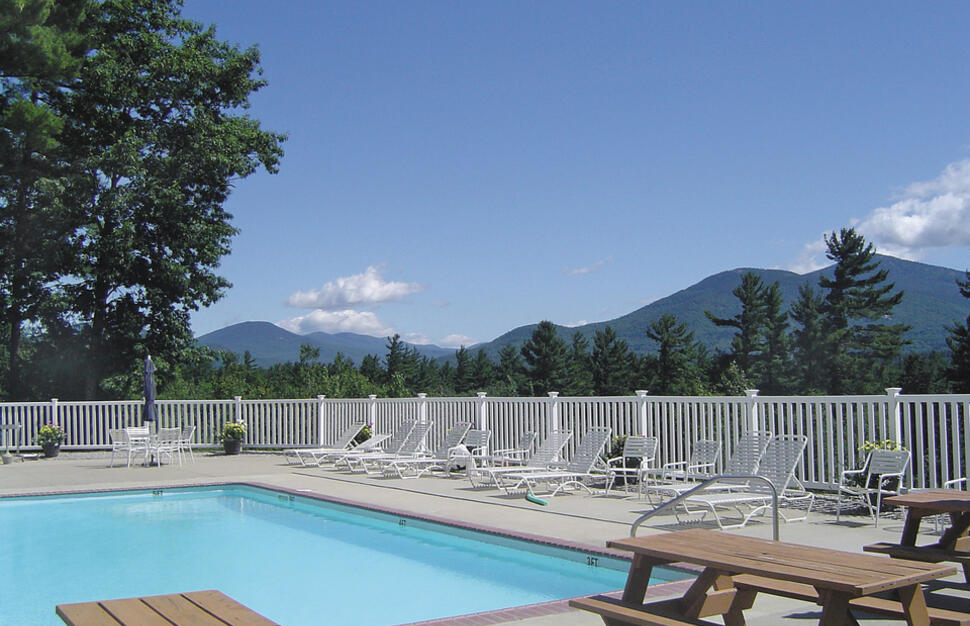 White-Mountain-Hotel-Resort-5.jpg
