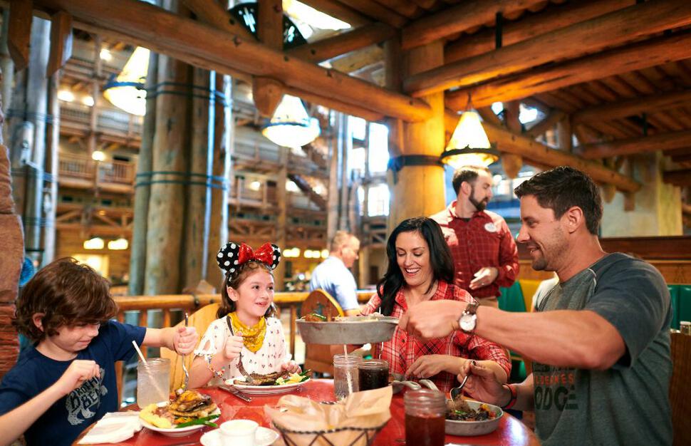 Disneys-Wilderness-Lodge-9.jpg