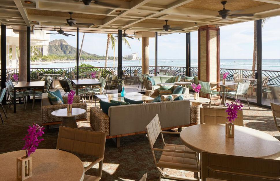 Outrigger-Waikiki-Beach-Resort-10.jpg