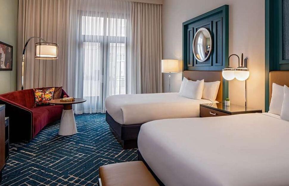 Hyatt-Centric-French-Quarter-New-Orleans-2.jpg