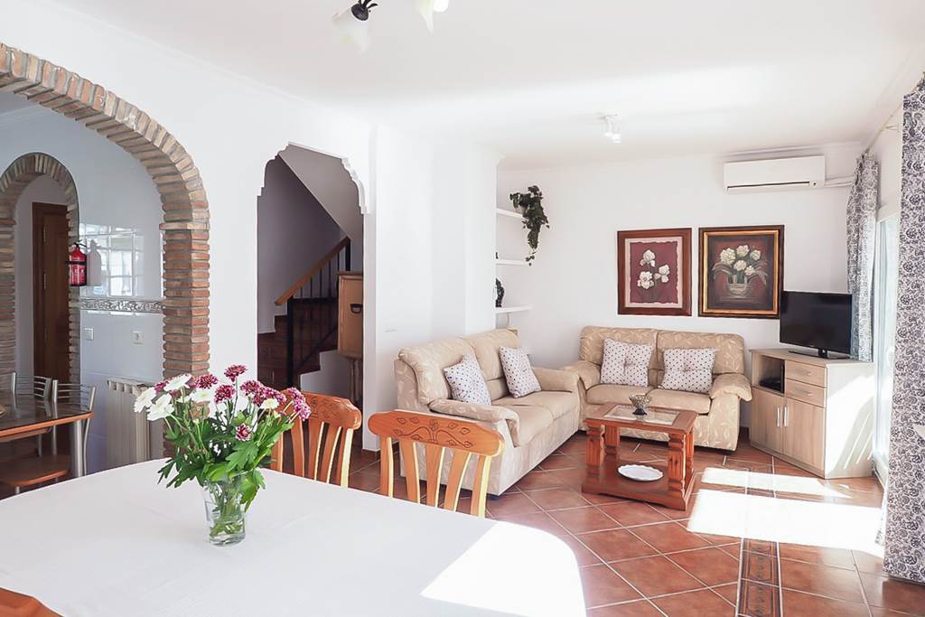 AGP_88530_Villa_Buganvilla_Nerja_1124_13.jpg