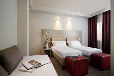 VCE_72823_Smart_Holiday_Hotel_1217_15.jpg