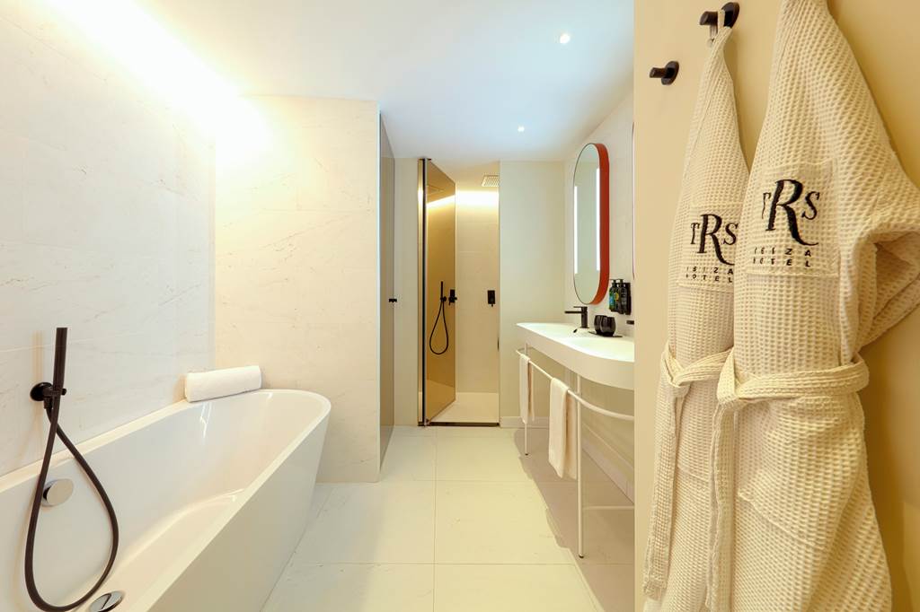 IBZ_83112_TRS_Ibiza_Hotel_0823_05.jpg