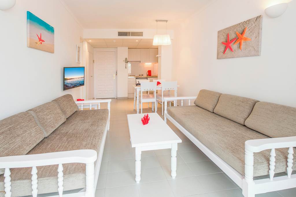 IBZ_80916_Coral_Star_Hotel_&_Apartments_0819_06.jpg