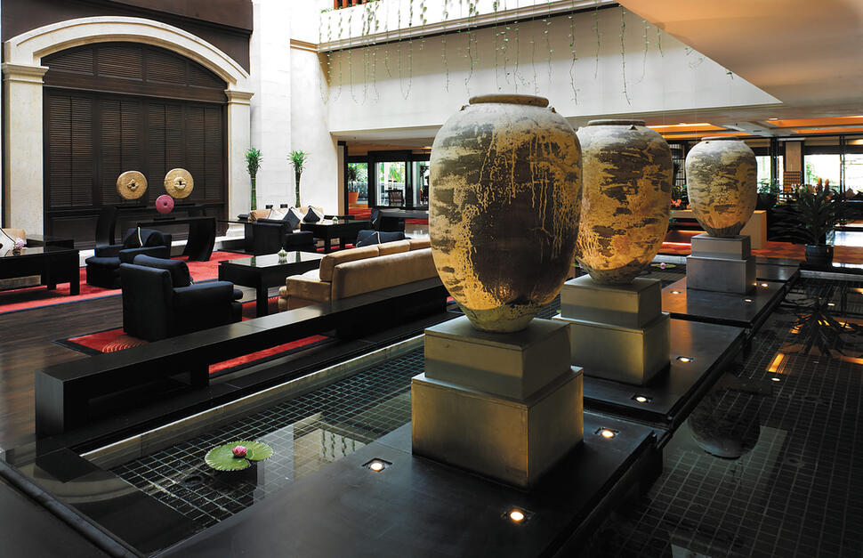 Anantara-Riverside-Bangkok-Resort-11.jpg