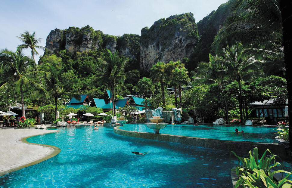 Centara-Grand-Beach-Resort-Villas-Krabi-2.jpg