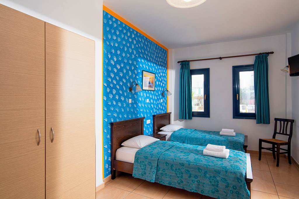 HER_3688_Aegean_Sky_Hotel_and_Suites_1223_09.jpg