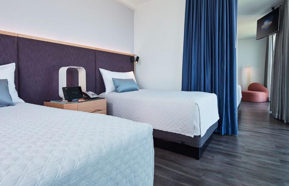 Universals-Aventura-Hotel-10.jpg