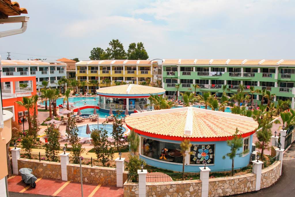 ZTH_81228_Caretta_Beach_Resort_&_Waterpark_0722_01.jpg