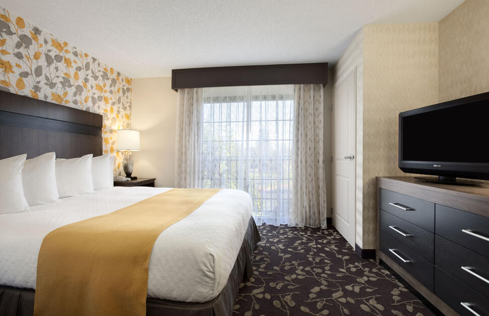 Embassy-Suites-Napa-Valley-4.jpg