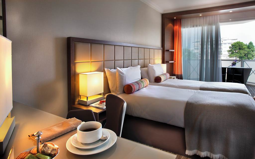 NCE_84402_AC_Hotel_by_Marriott_Ambassadeur_Antibes-Juan_les_Pins_0423_01.jpg