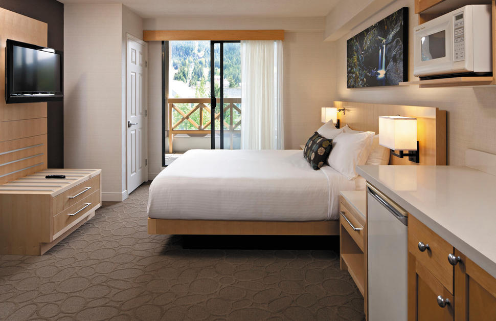 Delta-Whistler-Village-Suites-6.jpg