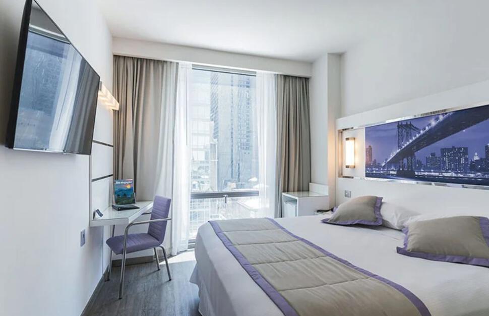 Riu-Plaza-New-York-Times-Square-4.jpg