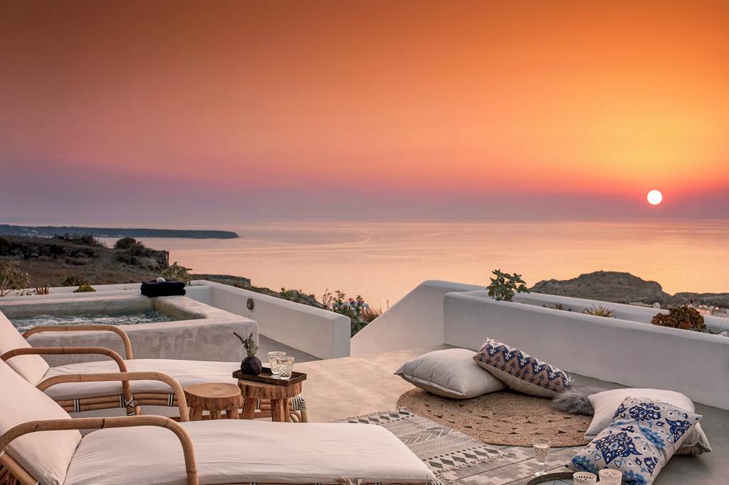 JTR_81478_Santo_Pure_Oia_Suites_&_Villas_1023_31.jpg