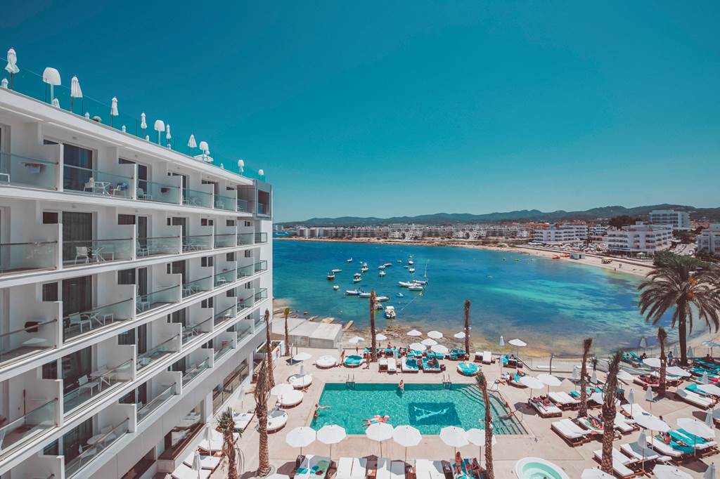 IBZ_79680_Amare_Beach_Hotel_Ibiza_0819_09.jpg