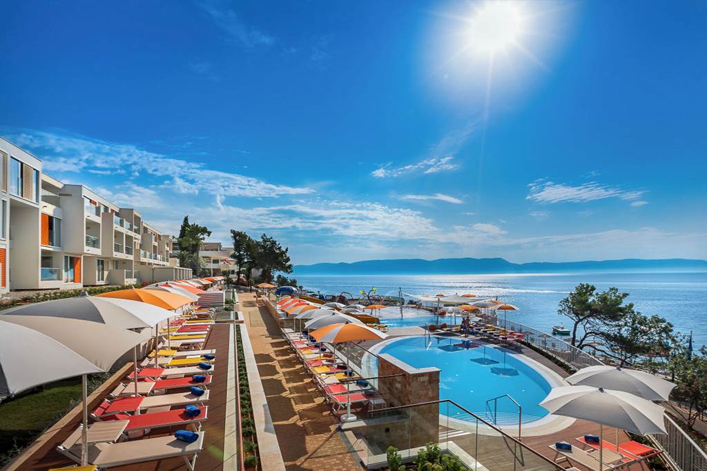 PUY_86340_Girandella_Valamar_Collection_Family_Hotel_1123_01.jpg