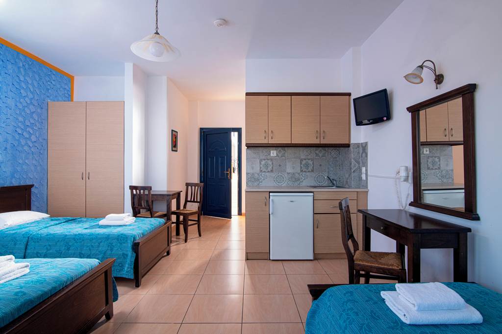HER_3688_Aegean_Sky_Hotel_and_Suites_1223_20.jpg