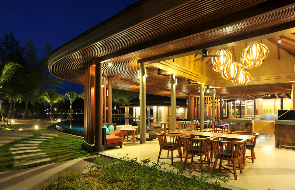 Apsara-Beachfront-Resort-Villa-14.jpg