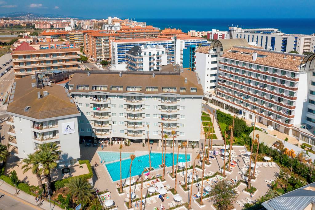 GRO_73327_Aqua_Hotel_Montagut_0819_01.jpg