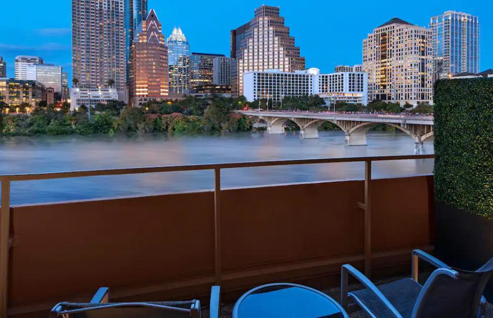 Hyatt-Regency-Austin-5.jpg