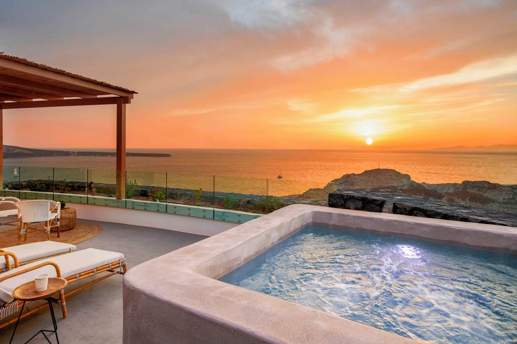 JTR_81478_Santo_Pure_Oia_Suites_&_Villas_0723_27.jpg