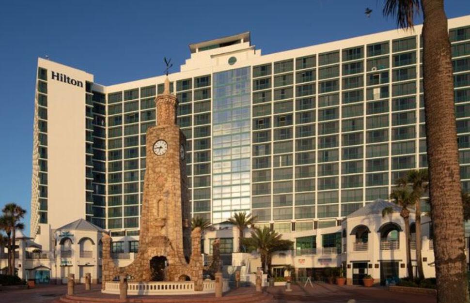 Hilton-Daytona-Beach-Oceanfront-Resort-9.jpg