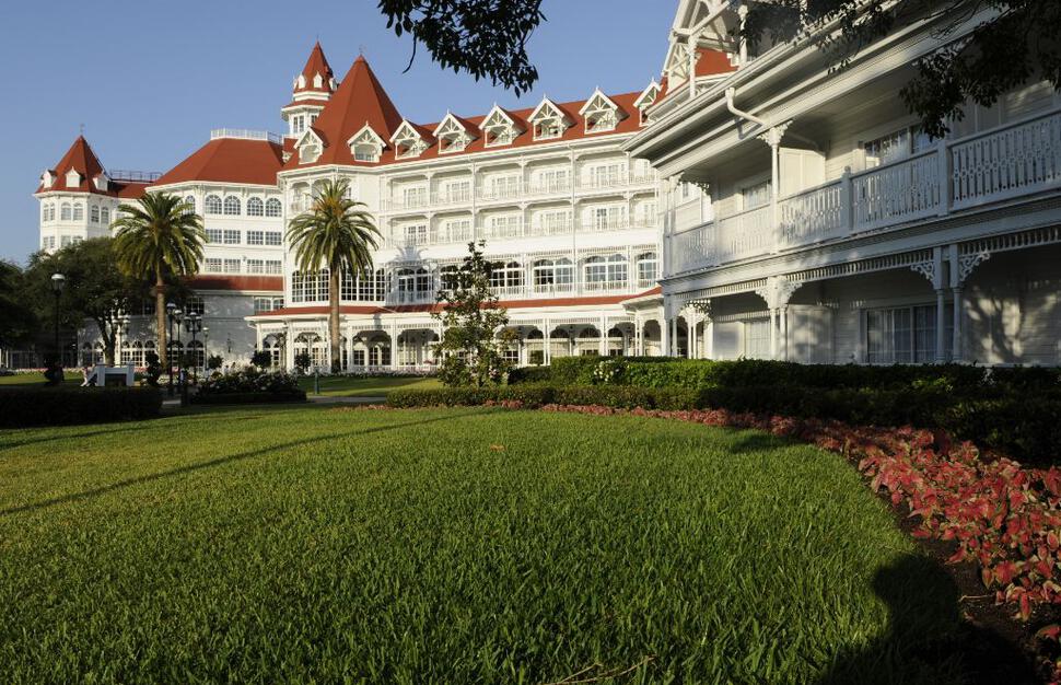 Disneys-Grand-Floridian-Resort-Spa-9.jpg