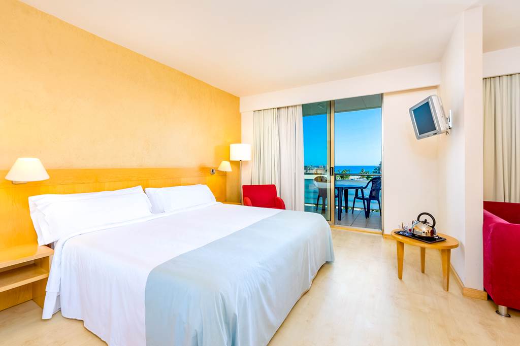 REU_219_Htl_Tryp_Port_Cambrils_0717_03.jpg