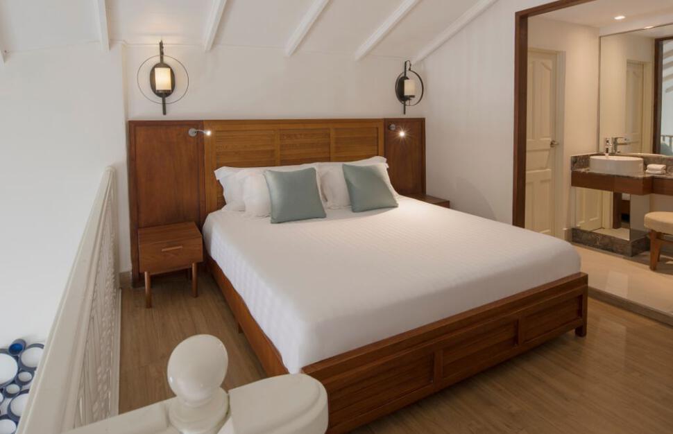 Centara-Grand-Island-Resort-Spa-Maldives-10.jpg