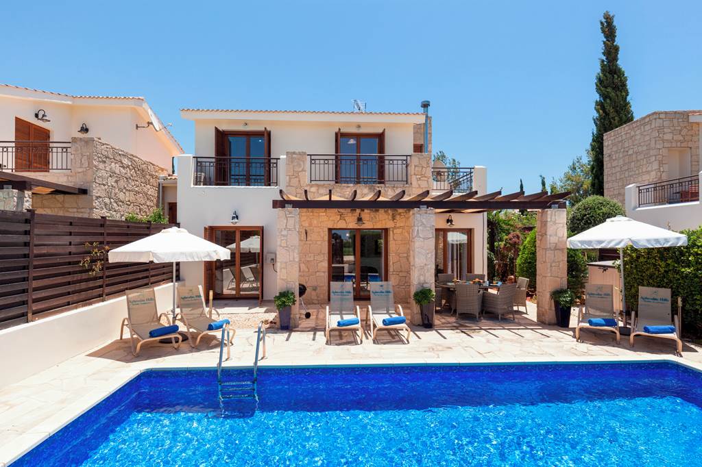 PFO_75576_Aphrodite_Hills_-_Junior_Three_Bedroom_Private_Pool_0421_01.jpg