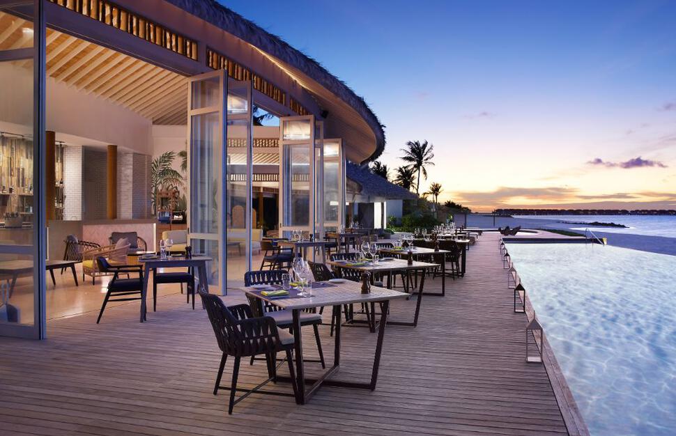 Le-Meridien-Maldives-Resort-Spa-33.jpg