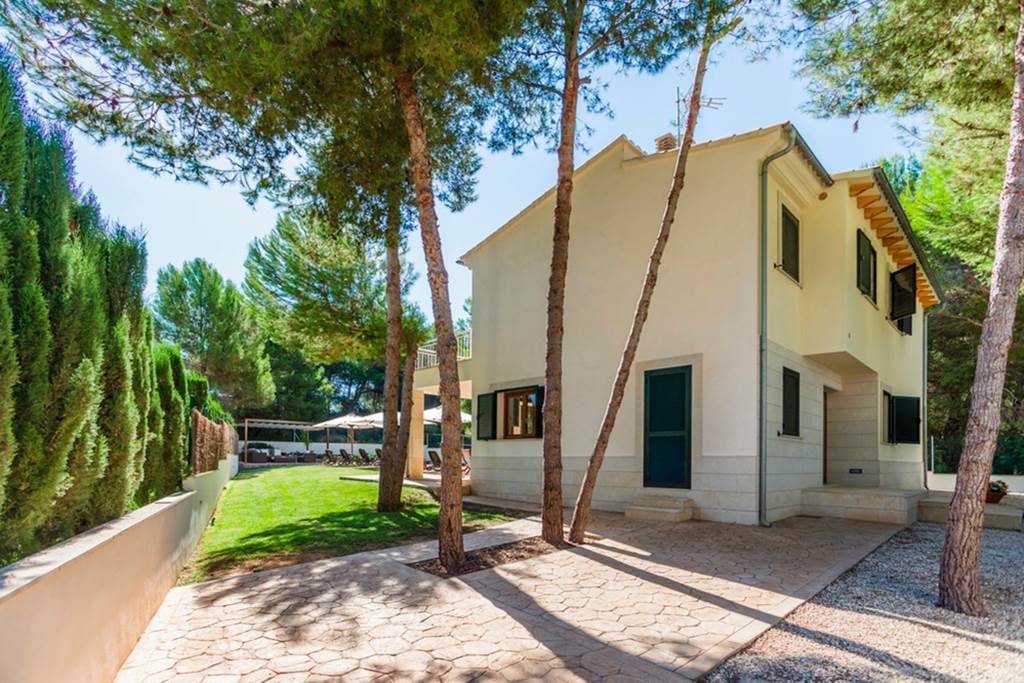 PMI_84445_Villa_Can_Joan_Pollensa_1022_07.jpg