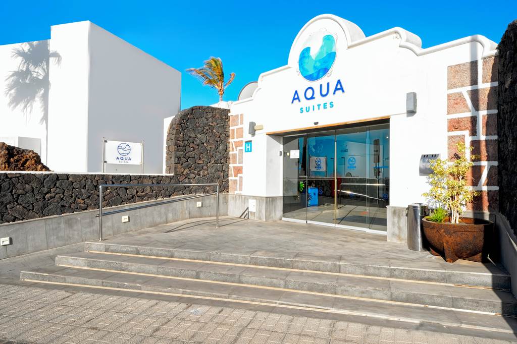 ACE_74491_Aqua_Suites_Boutique_Hotel_1022_14.jpg