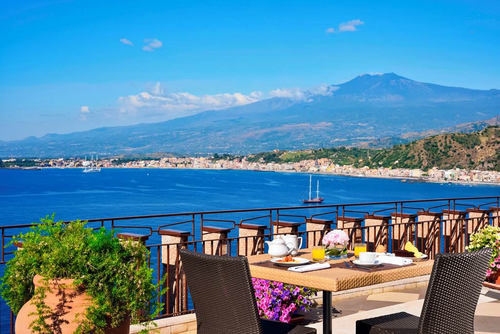 CTA_83621_UnaHotel_Capo_Taormina_0222_22.jpg