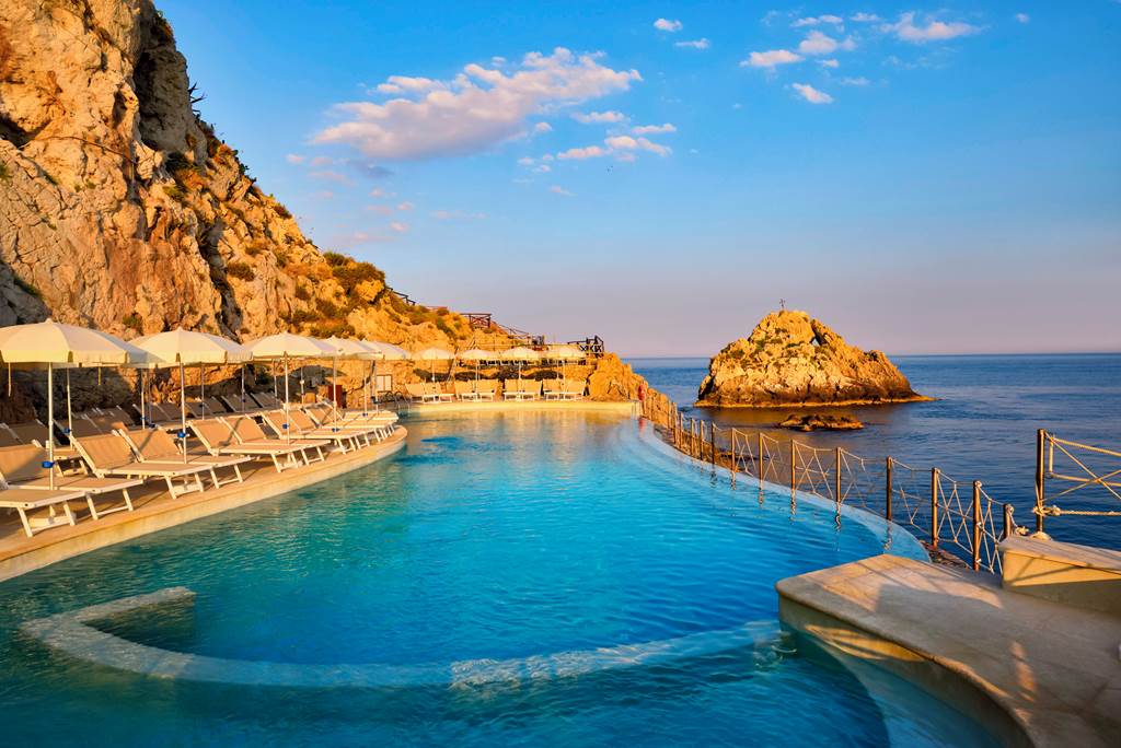 CTA_83621_UnaHotel_Capo_Taormina_0222_18.jpg