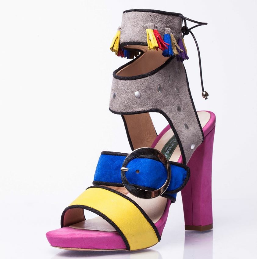 Simonetta Lein helped my artisan fashion business.