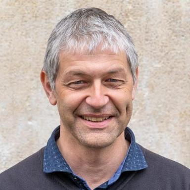 Expert Profile Image