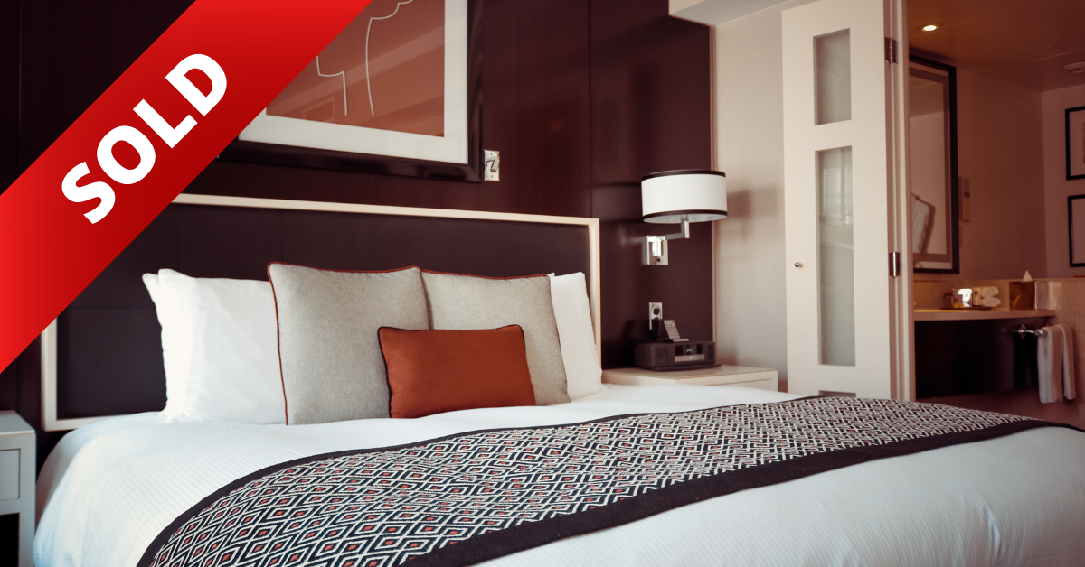 SOLD | Escape The Rat Race A Grand 2 Storey Hotel With Bottle Shop Located In Woodend Turnover 2 Million Plus PA