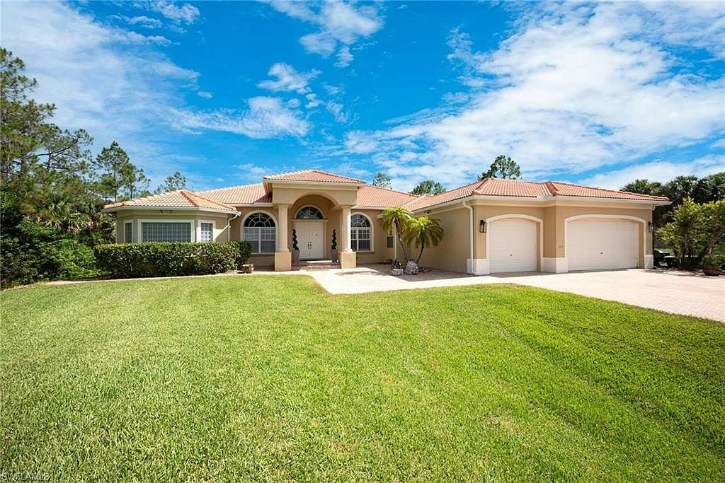 1640 GOLDEN GATE BLVD W - Photo 48