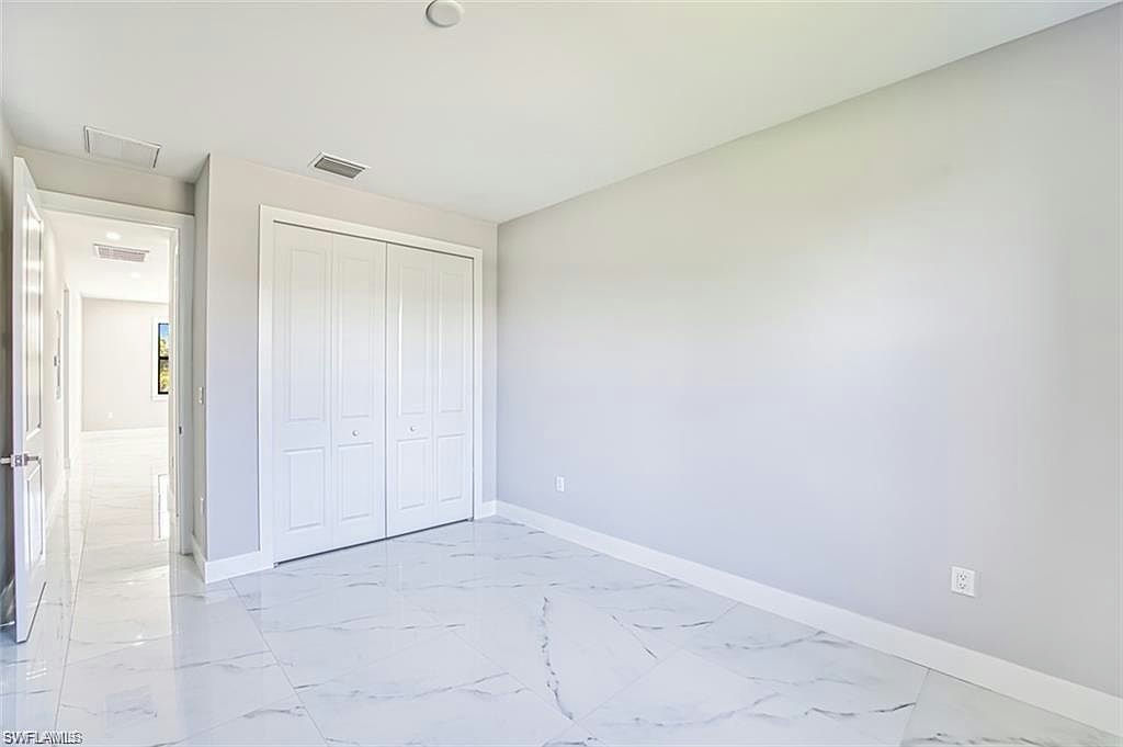 817/819 Eisenhower BLVD - Photo 13