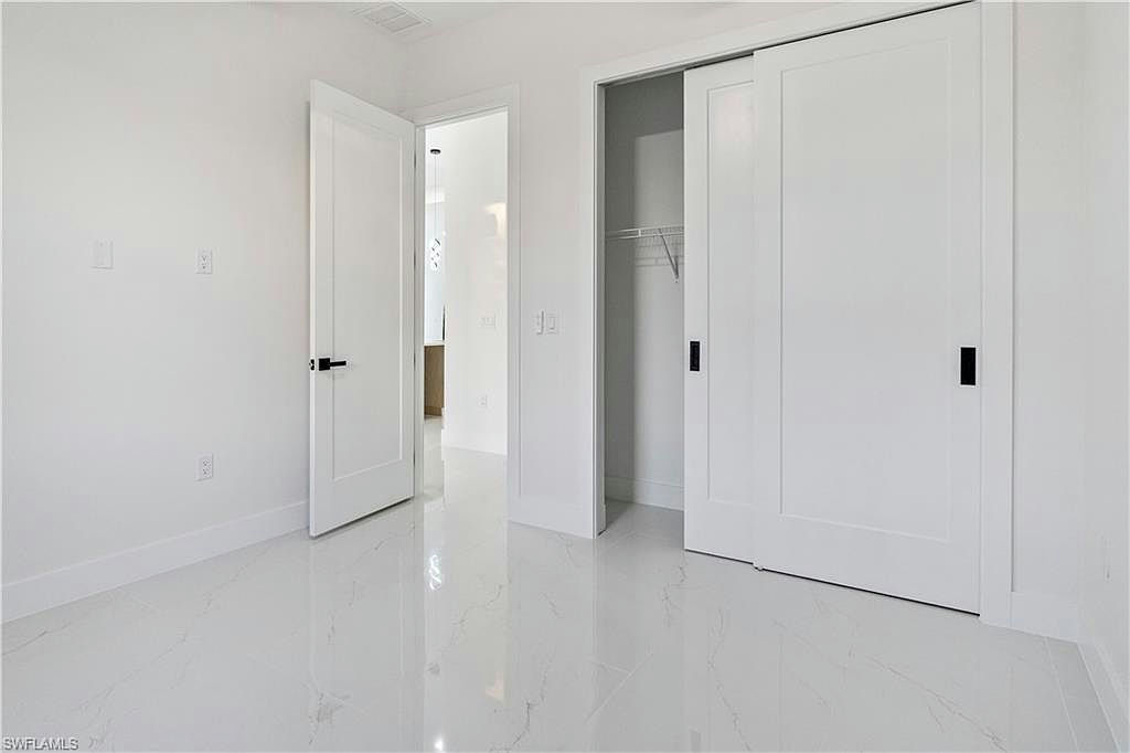 907 Sunniland BLVD - Photo 17